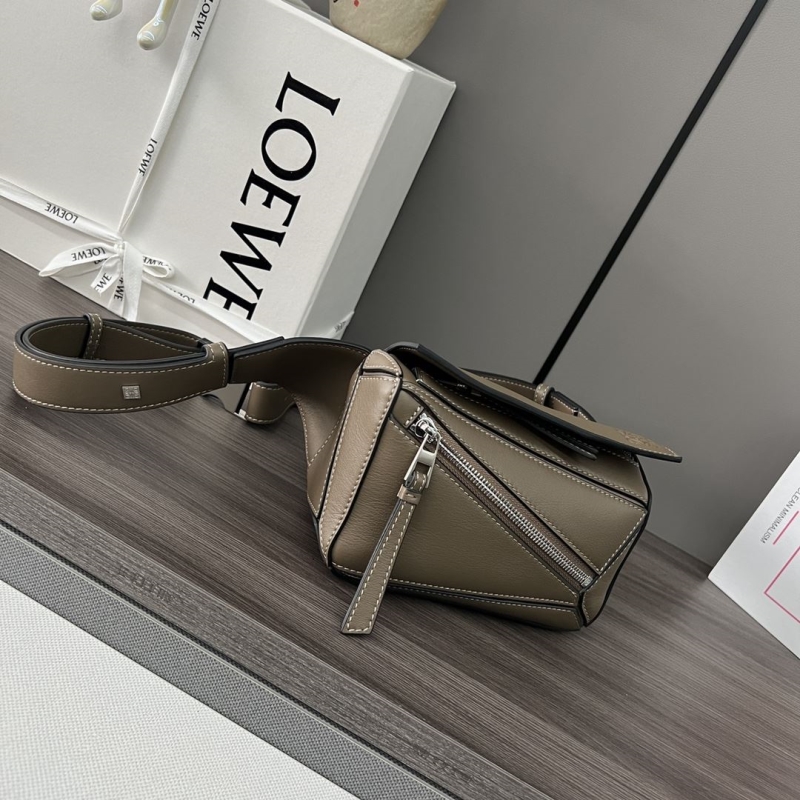 l*ew* handle bags